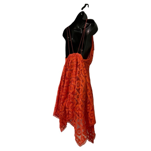 Free People Orange/Rouge Halter Open Back Lace Design Dress NWT Size 4 🧡 - Picture 5 of 11